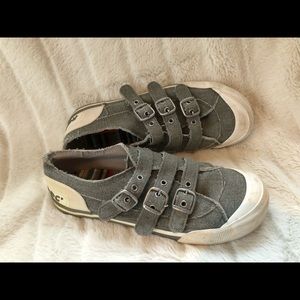 Rocket dog slip on sneaker